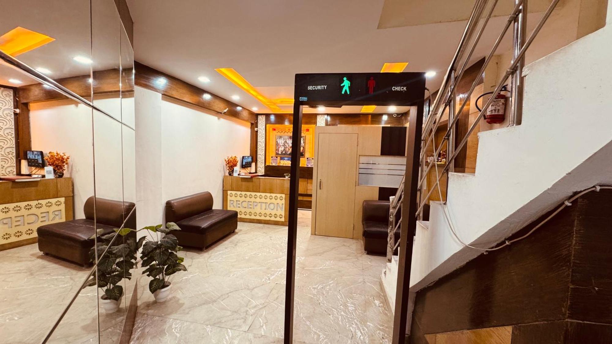Cottage Lord Krishna Walking Distance From New Delhi Railway Station Esterno foto